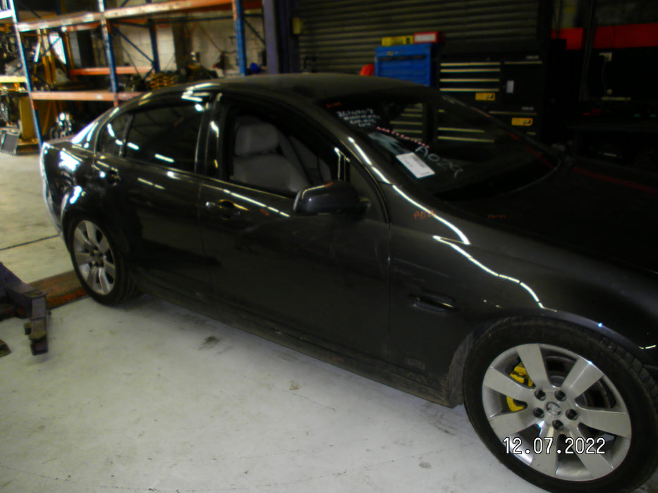 A029 - VE Holden Calais Sedan - Sideskirts (pair) Evoke Mica Metallic