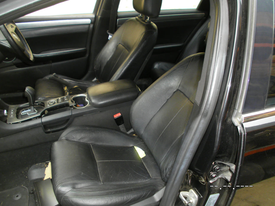 A068 - WM Holden Statesman/Caprice - Passenger's Front Seatbelt Stalk
