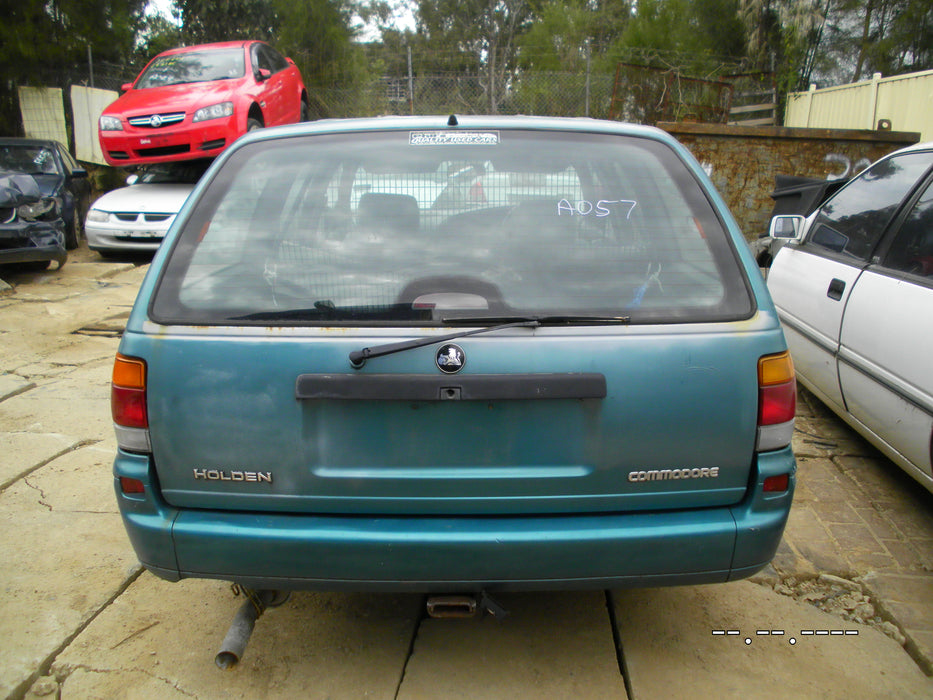 A057 - VR HOLDEN COMMODORE WAGON SI - Radiator Hose