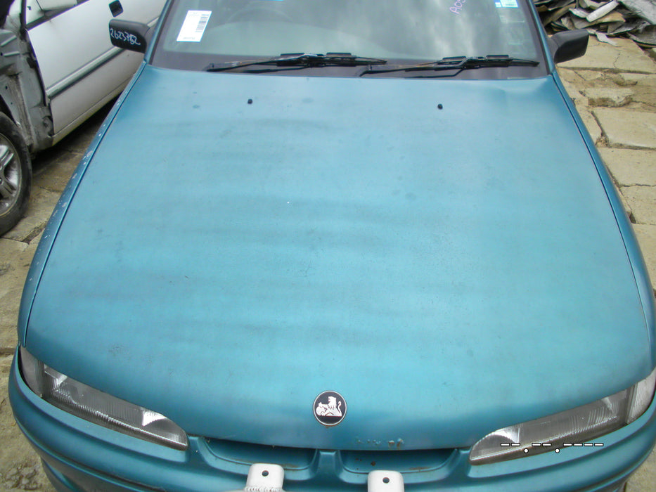 A057 - VR HOLDEN COMMODORE WAGON SI - Headlight Driver's