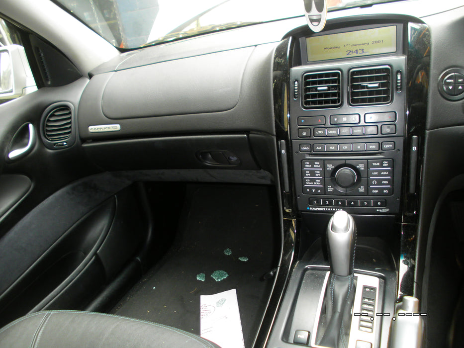 A059 - WL Holden Caprice - Glove Box