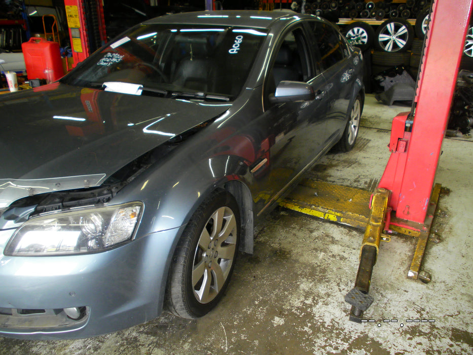 A060 - VE SERIES I Holden Calais Sedan - Rear Cradle