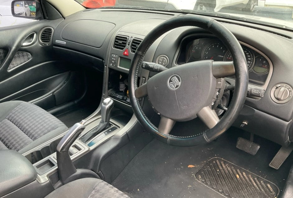 A205 - VZ Holden Adventra Wagon - Doorcard Set of 4 (powered windows)