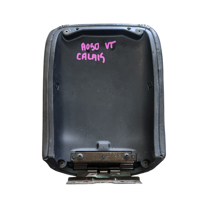 A050 - VT CALAIS - CENTRE CONSOLE LID