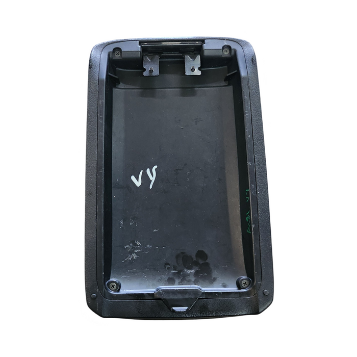 A181- VY BERLINA - CENTRE CONSOLE LID