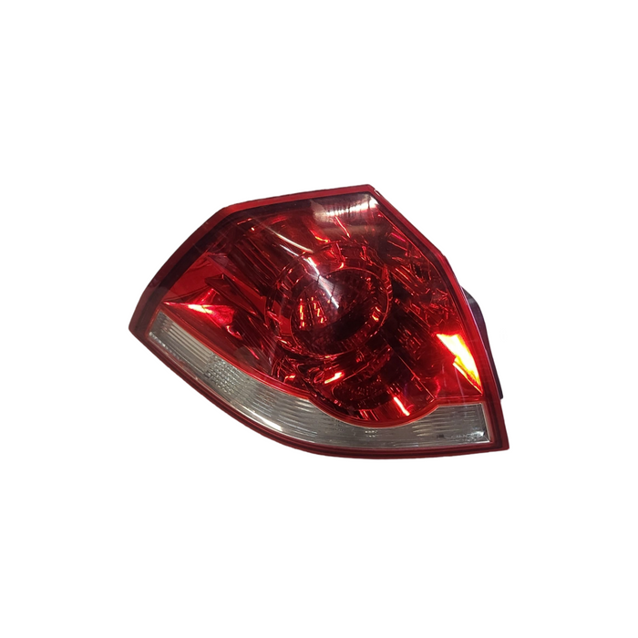 A204 - VE SV6 SERIES II - Driver's Taillight
