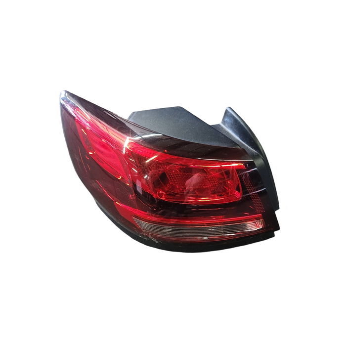 A218 - VF SV6 - Taillights Passenger Side