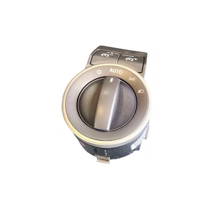 A223 - VE OMEGA SEDAN - Headlight Switch