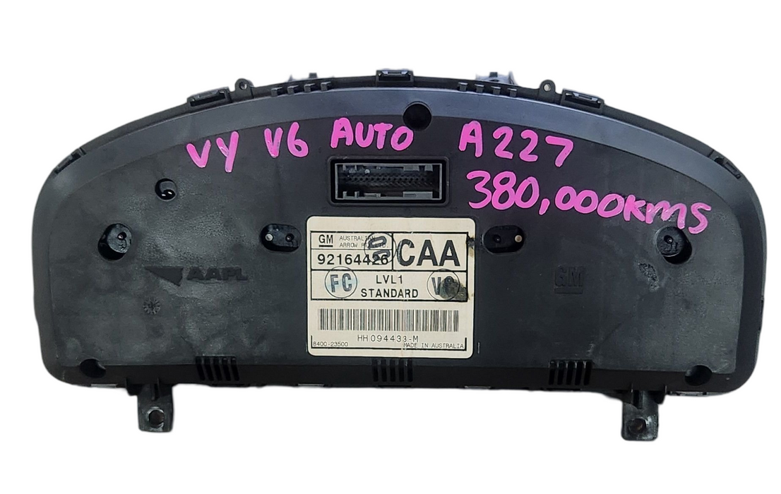 A227 - VY EQUIPE SEDAN - Cluster