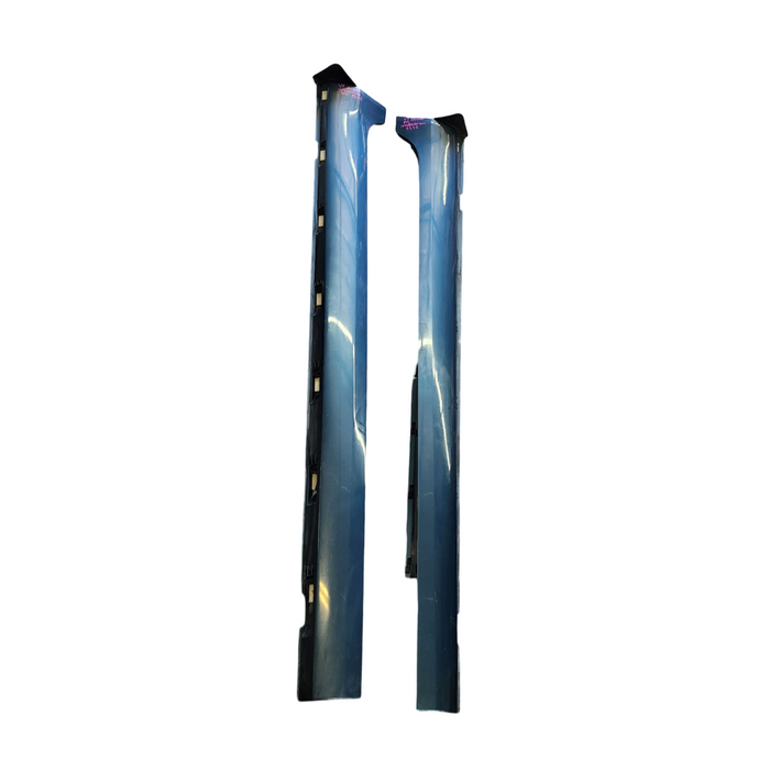 A232 - VF Holden Commodore Sedan - Sideskirt (PAIR) Karma Blue