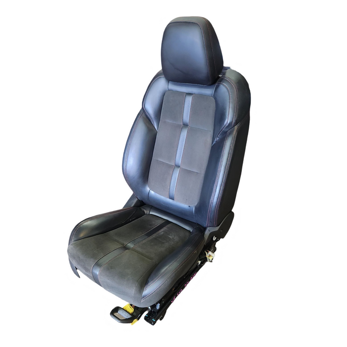A241 - VF SV6 SEDAN - Front Seat (PAIR)