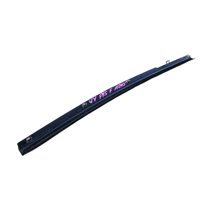 A245 - VY Acclaim WAGON - External B-Pillar Trim Seal - Passenger