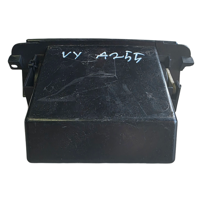 A255 - VY BERLINA SEDAN - Dash Pocket