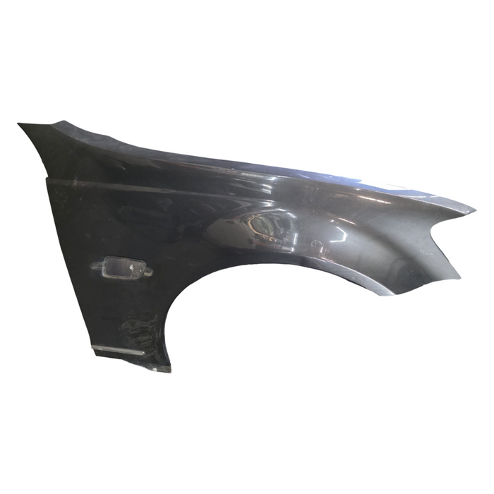 A267 - VE - HOLDEN CALAIS - FRONT GUARD (DRIVER'S)