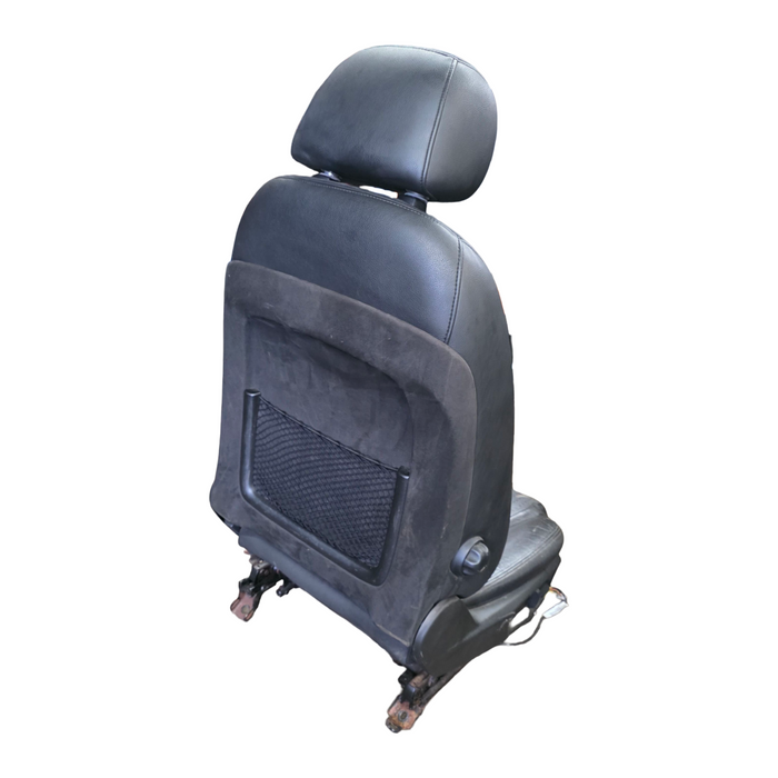 A267 - VE - HOLDEN CALAIS - BLACK LEATHER SEATS - SET OF 2