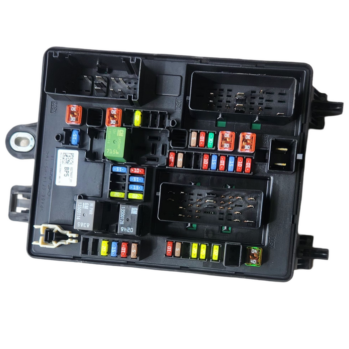 A241 - VF SV6 SEDAN - Boot Fusebox