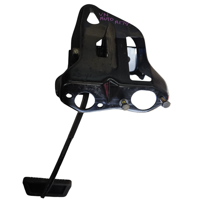 A174 - VN HOLDEN COMMODORE SEDAN - Brake Pedal