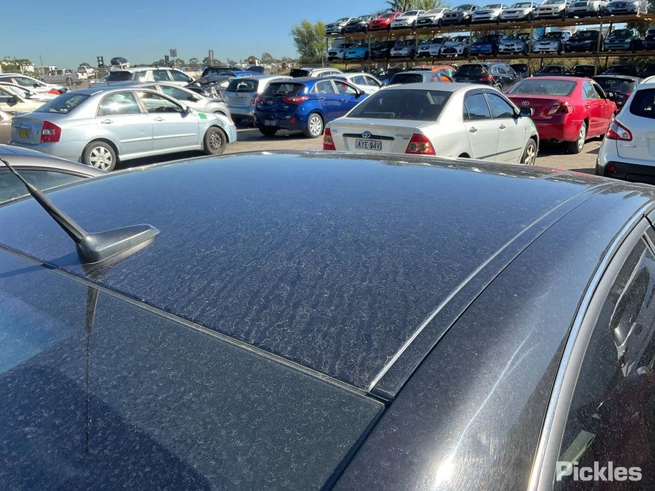 A295 - WN Holden Statesman V6 LWR Gas Motor MYA, Auto 136,XXXkms Paint Code #790F Phantom Black