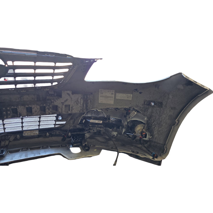 for004- VF Holden Calais  - Complete Front Bar Herron White #679F