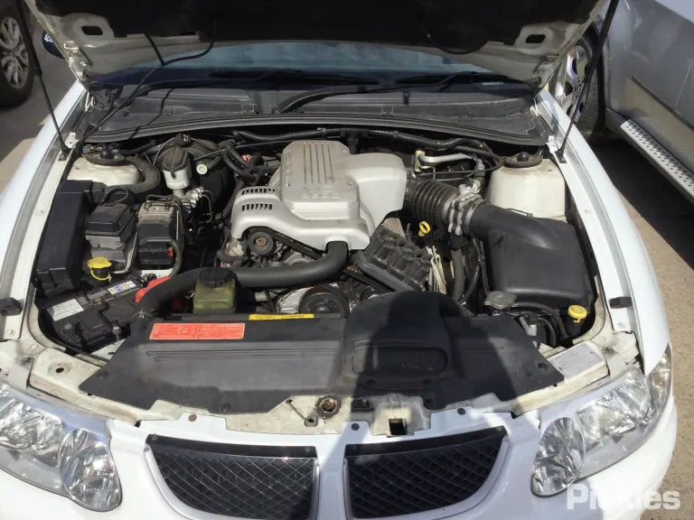 A289 - VX Holden Commodore Acclaim Sedan - V6 Ecotec Air Intake Pipe