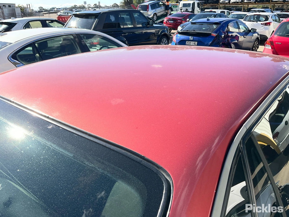 A290 - VN Holden Executive V6 LG2 Buick MD8, Auto 193,XXXkms Paint Code #2F028 PHONEIX RED METALLIC