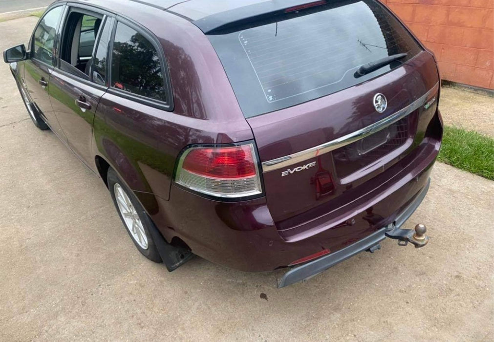 A003 - VF Evoke Holden Commodore Wagon - Sideskirt (Passenger Side) - ALCHEMY METALLIC #116V