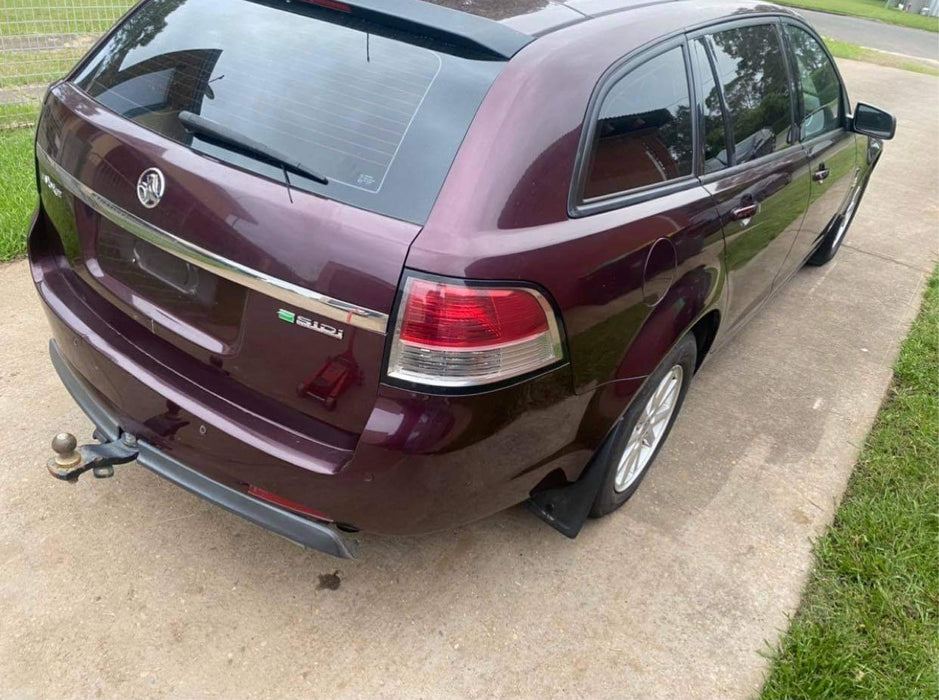 A003 - VF Evoke Holden Commodore Wagon - Sideskirt (Passenger Side) - ALCHEMY METALLIC #116V