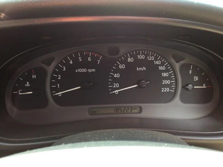 A289 - VX Holden Commodore Acclaim Sedan - V6 Auto Cluster 185,XXXkms
