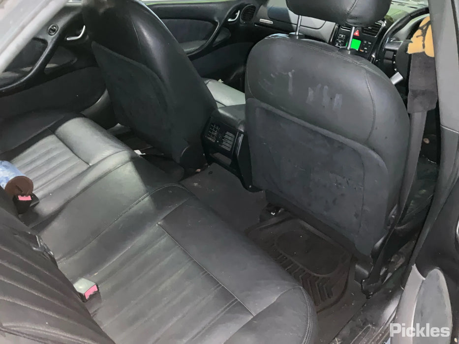 A268 - VZ HOLDEN CALAIS SEDAN - Seatbelt Buckle (TWIN REAR) Black