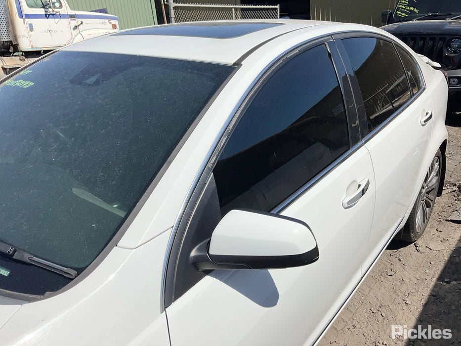 A296 - VF Holden Calais Sedan - PASSENGER FRONT Door (POWER WINDOWS) - Herron White Paint #697F