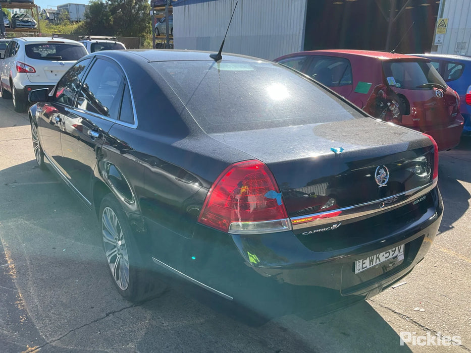 A295 - WN Holden Statesman V6 LWR Gas Motor MYA, Auto 136,XXXkms Paint Code #790F Phantom Black