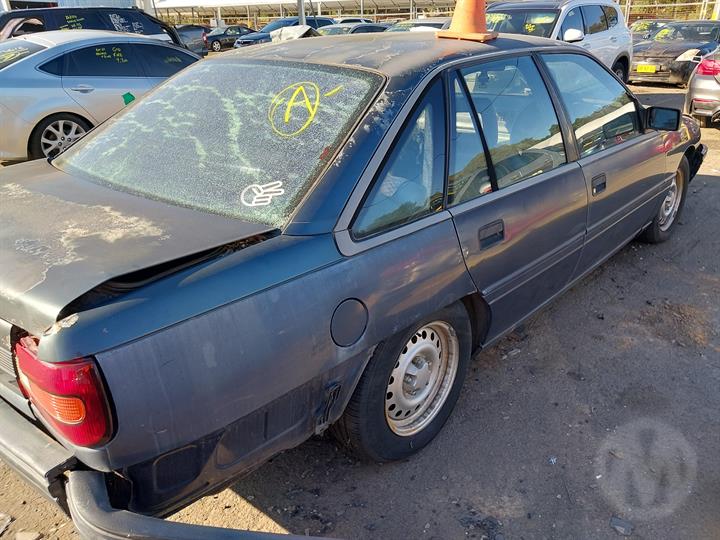 66646403O.jpg