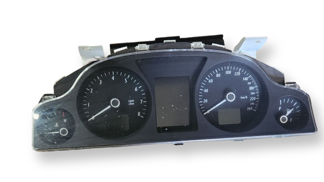A052 - WM Holden Statesman/Caprice SERIES I Sedan (2008) - Cluster V6 AUTO LY7 - 232, 486kms