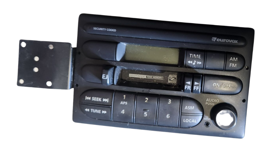 A043 - VT SII Holden Commodore Wagon - Eurovox Stereo with PIN CODE