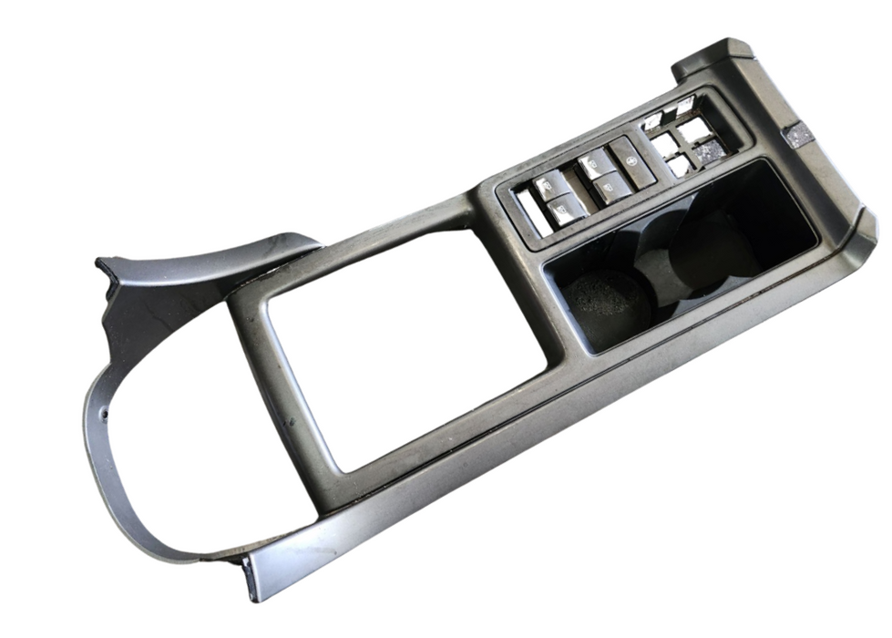 A109 - VY SERIES II Holden Commodore Wagon - Centre Console Trim