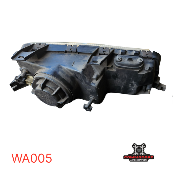 WA005 - VP - Headlight (LION) Passenger's Side