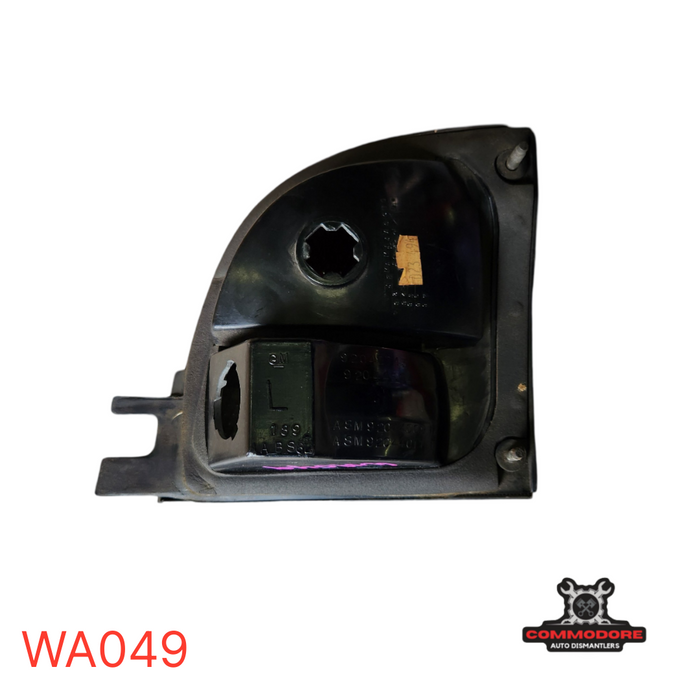 WA049 - VS HSV/CALAIS BOOTLID TAILLIGHT PASSENGER SIDE
