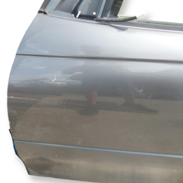 A095- Vy Crewman Door - Passenger Front
