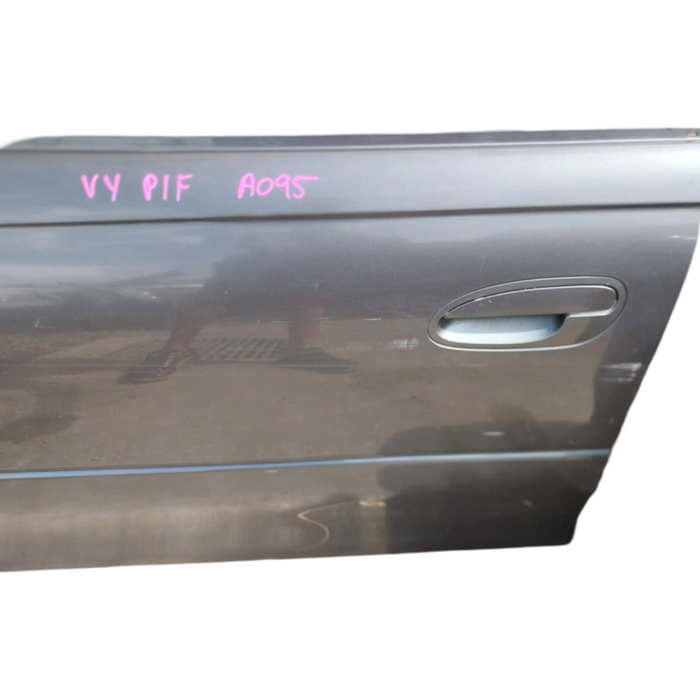 A095- Vy Crewman Door - Passenger Front
