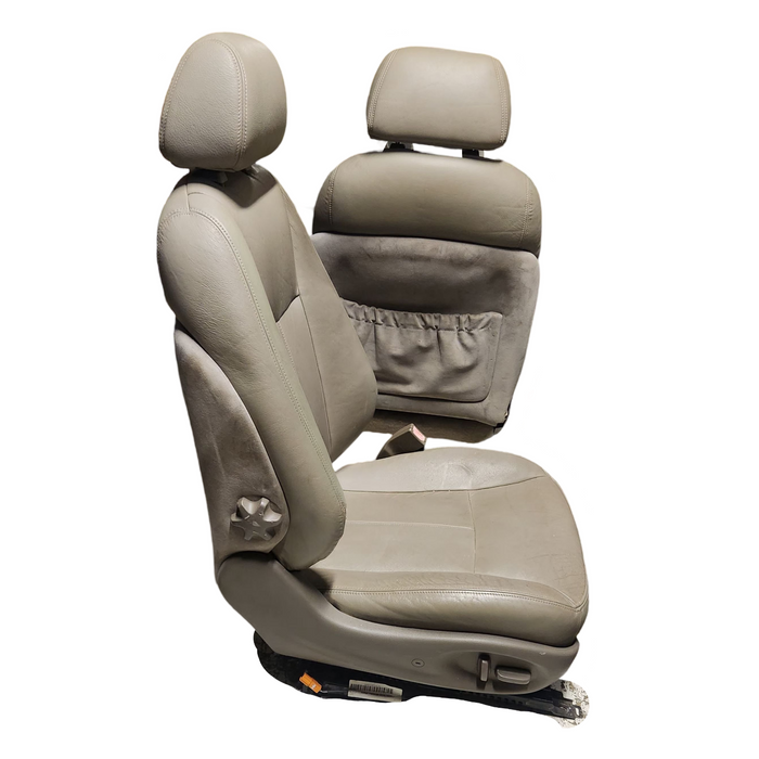 WH - STATESMAN - BEIGE LEATHER FRONT SEATS.