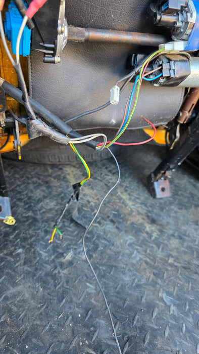 A112 - VZ Holden Calais - Front Leather Seats (Plack Piano Stitching) with stalks and rails PARTS ONLY