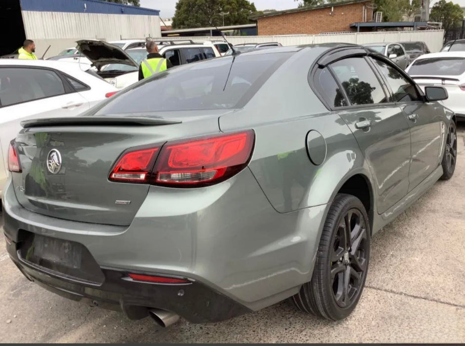 A152 - VF Holden Commodore Sedan SERIES I (2015) - V6 Auto Cluster LFX - 136, 795kms P/N: 92283325