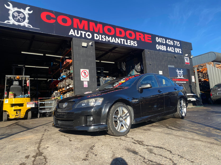 A150 - WM Holden Statesman - Sideskirts (PAIR) Phantom Black