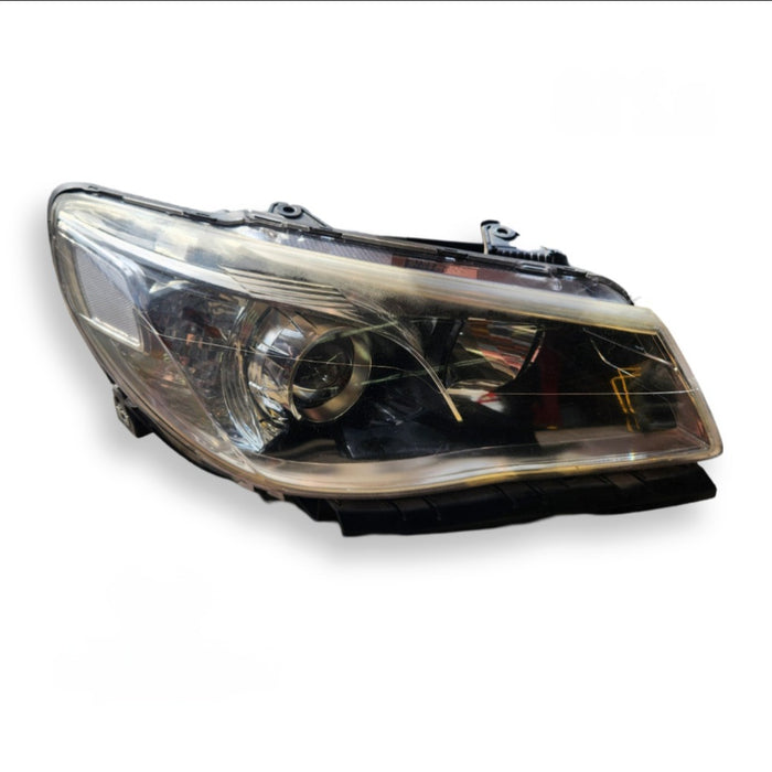 A218 - VF SV6 II - Headlight Driver's Side