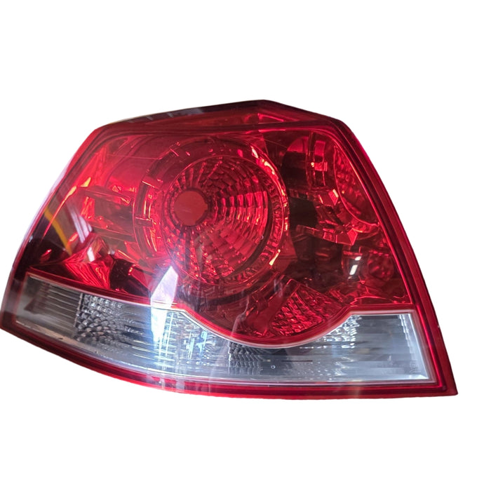 A217 - VE SV6 I- Taillight Passenger Side