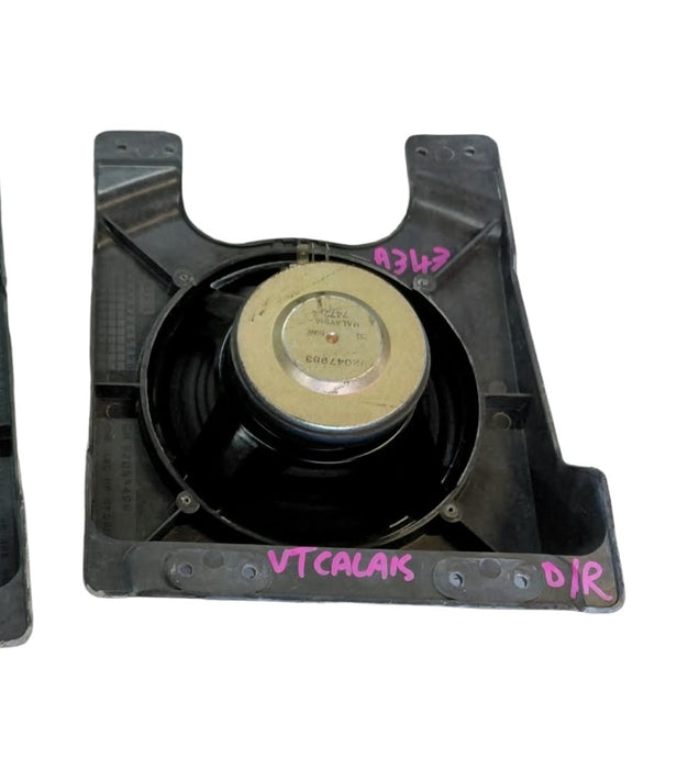 A343 - VT Holden Commodore Calais Sedan - Drivers Rear Parcel Tray Speaker with Speaker Pod
