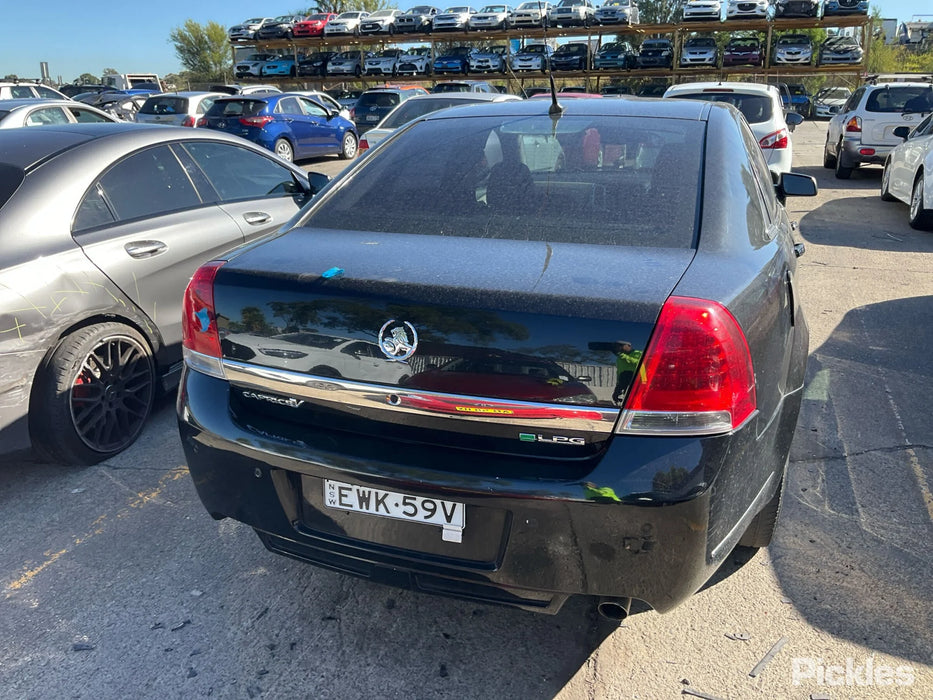 A295 - WN Holden Statesman V6 LWR Gas Motor MYA, Auto 136,XXXkms Paint Code #790F Phantom Black