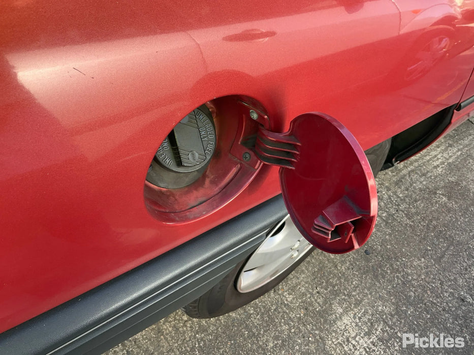A290 - VN Holden Executive V6 LG2 Buick MD8, Auto 193,XXXkms Paint Code #2F028 PHONEIX RED METALLIC
