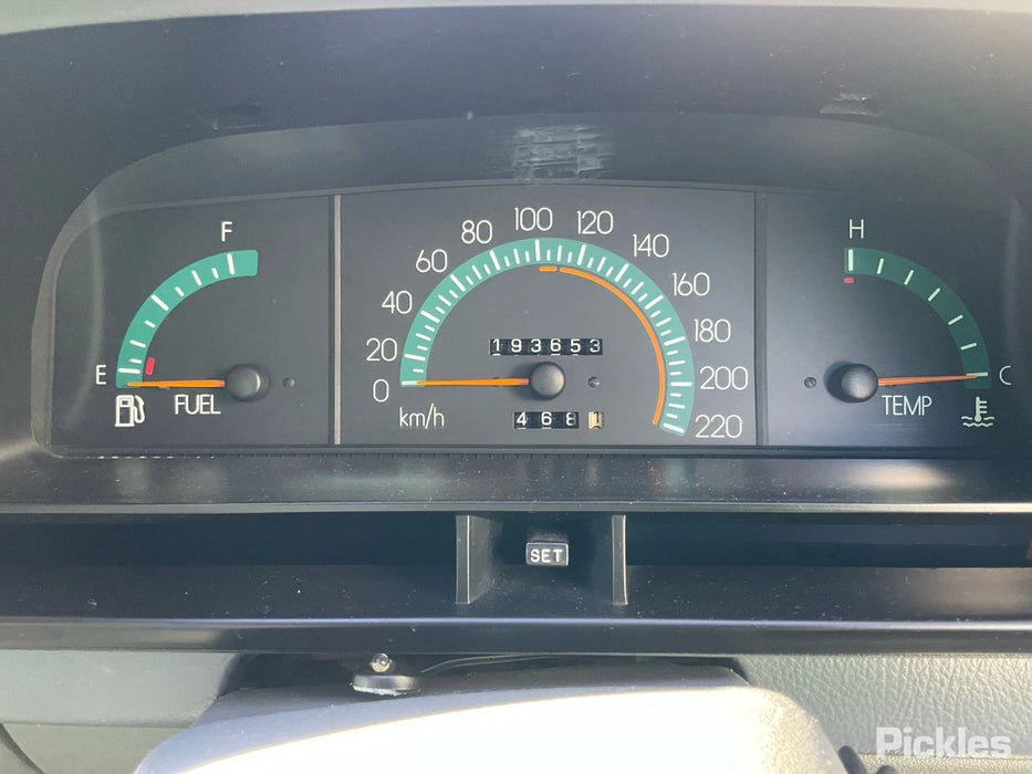 A290 - VN Holden Executive V6 LG2 Buick MD8, Auto 193,XXXkms Paint Code #2F028 PHONEIX RED METALLIC