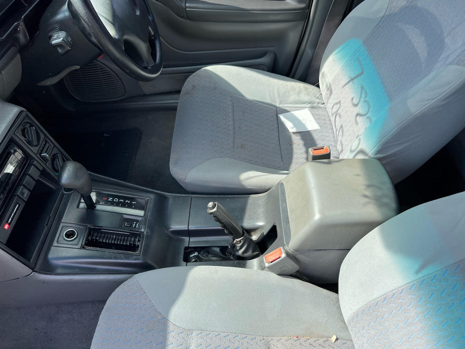 A111 - VS HOLDEN EXECUTIVE WAGON - Seatbelt Passenger Rear Grey